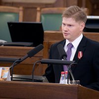 Saeimas komisijas nosoda Krievijas agresiju Ukrainā; SC balsojumā atturas