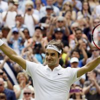 Federers atkārto 'Grand Slam' turnīros izcīnīto uzvaru rekordu