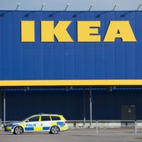 Швеция: подозреваемый в убийстве людей в IKEA пришел в сознание и признал вину