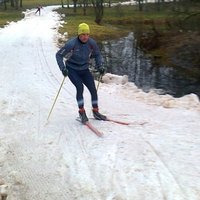 Sniega trūkuma dēļ slēgtas vairākas slēpošanas trases; īpašnieki cer uz salu