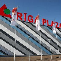 Продан рижский торговый центр Riga Plaza: при чем тут ирландско-американский миллиардер и гражданка России?