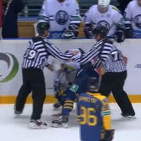 Video: 'Atlant' un 'Medveščak' hokejisti izvicina dūres