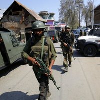 Foto: Sadursmēs Kašmirā nogalināti 20 cilvēki un ievainoti vēl vismaz 70