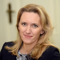 Ieva Ilvesa: Latvijas bērniem zem Ziemassvētku eglītes nepieciešamas digitālās spējas 2021. gadā