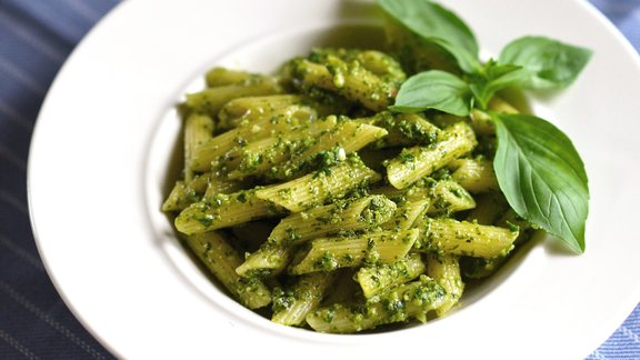 pasta, pesto