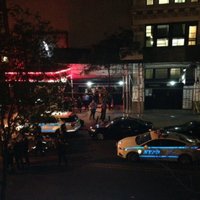 Apšaudē Ņujorkas koncertzālē nogalināts viens cilvēks, trīs ievainoti