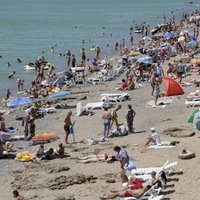 Okupētās Krimas ekonomika atgūstas: Tūristu skaits pieaug par 16,5%; populārākais kūrorts - Eipatorija