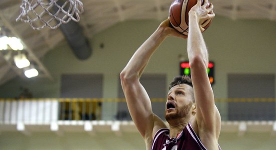 'Barons kvartāls' LBL spēlē droši uzvar 'Jūrmala/Fēnikss' basketbolistus