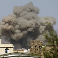 Teroristu sarīkotā sprādzienā Jemenā nogalināti 25 cilvēki