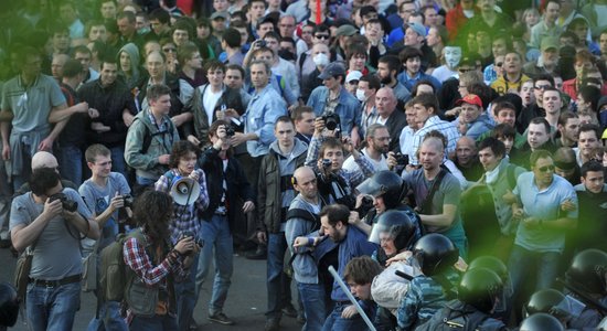 Активистов Болотной оставили в СИЗО еще на полгода