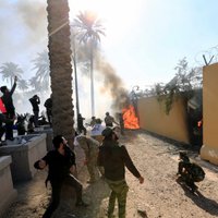 Иракцы штурмуют посольство США в Багдаде. Вашингтон заявляет, что ситуация под контролем