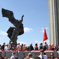 Депутат: oпасно даже говорить о сносе Памятника Освободителям