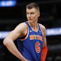 'Knicks' pret 'Spurs' - latviešu duelis Ņujorkā būs īpaša Latvijai veltīta spēle