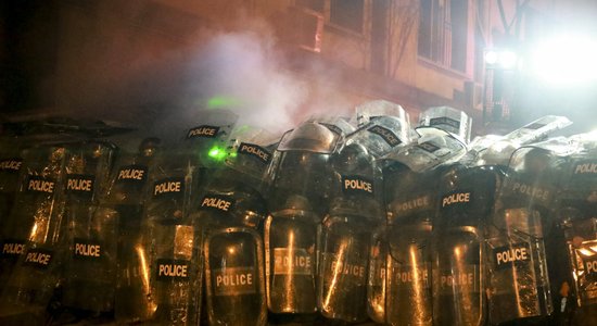 Tbilisi policija atkal izklīdinājusi proeiropeiski noskaņotos protestētājus