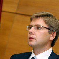 Ušakovs: pabalstu reforma sociālās palīdzības slogu vēl vairāk uzkraus pašvaldību pleciem