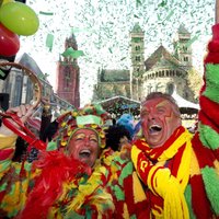 Foto: Vācijā sākusies karnevālu sezona