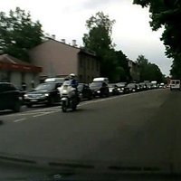 Ceļu policija par 1,6 miljoniem eiro pirks 20 automašīnas un 20 motociklus