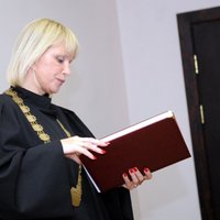 Prokuratūrai nodod lietu pret tiesnesi Orniņu par korupciju un neizpaužamu ziņu izpaušanu