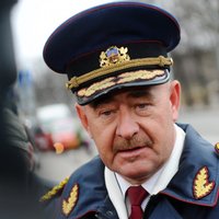 Rīgas reģiona policijas šefu pieķer ātruma pārsniegšanā; viņš skaidro – pārbaudījis kolēģus