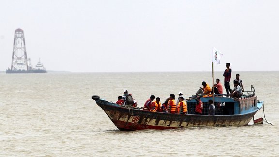 Bangladesh Ferry Acident .JPEG-012cb