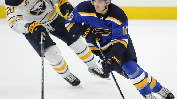 Zemgus Girgensons, Sabres, blues