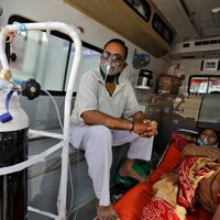 Otrais jaunā koronavīrusa vilnis Indijā pārslogojis veselības aprūpes sistēmu