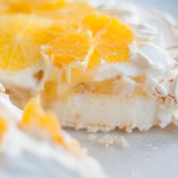 'Pavlova' ar aromātisku apelsīnu krēmu