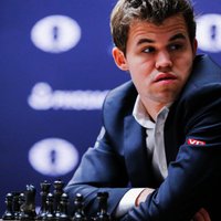 Kārlsens atkal panāk neizšķirtu cīņā par absolūtā pasaules čempiona titulu šahā