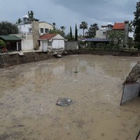 Vismaz četri cilvēki gājuši bojā plūdos Kiprā