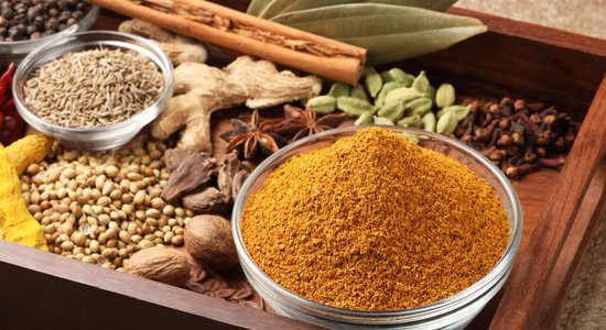 Kā pašam pagatavot sildošo un universālo 'Garam masala' garšvielu maisījumu?