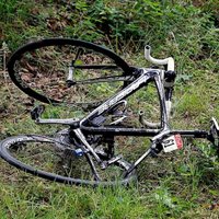 Юрмала: в ДТП серьезно пострадал велосипедист, ищут свидетелей