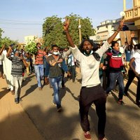 Pirms plānotajiem protestiem Sudānā aiztur deviņus opozīcijas līderus