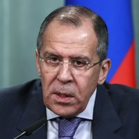 Лавров: ЕС не отменяет визы россиянам по политическим мотивам