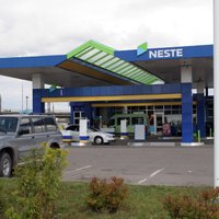 'Neste Latvija' par santīmu samazina benzīna un dīzeļdegvielas cenu Rīgā