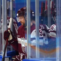 Latvijas hokeja izlasei pievienoties piekrīt Čehijā spēlējošie aizsargi