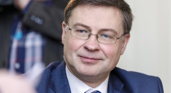 Dombrovskis: G7 valstis vienojušās – Krievijas aktīviem jāpaliek iesaldētiem