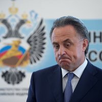 Krievijas vicepremjeram Mutko aizliedz kandidēt uz vietu FIFA padomē