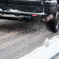 В ДТП на Вентспилсском шоссе пострадал человек: движение организовано по одной полосе