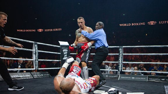 Bokss, WBSS pusfināls: Mairis Briedis - Kšištofs Glovackis  - 14