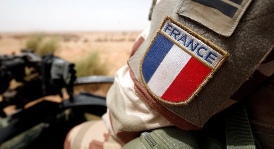 Франция начинает вывод войск из Нигера