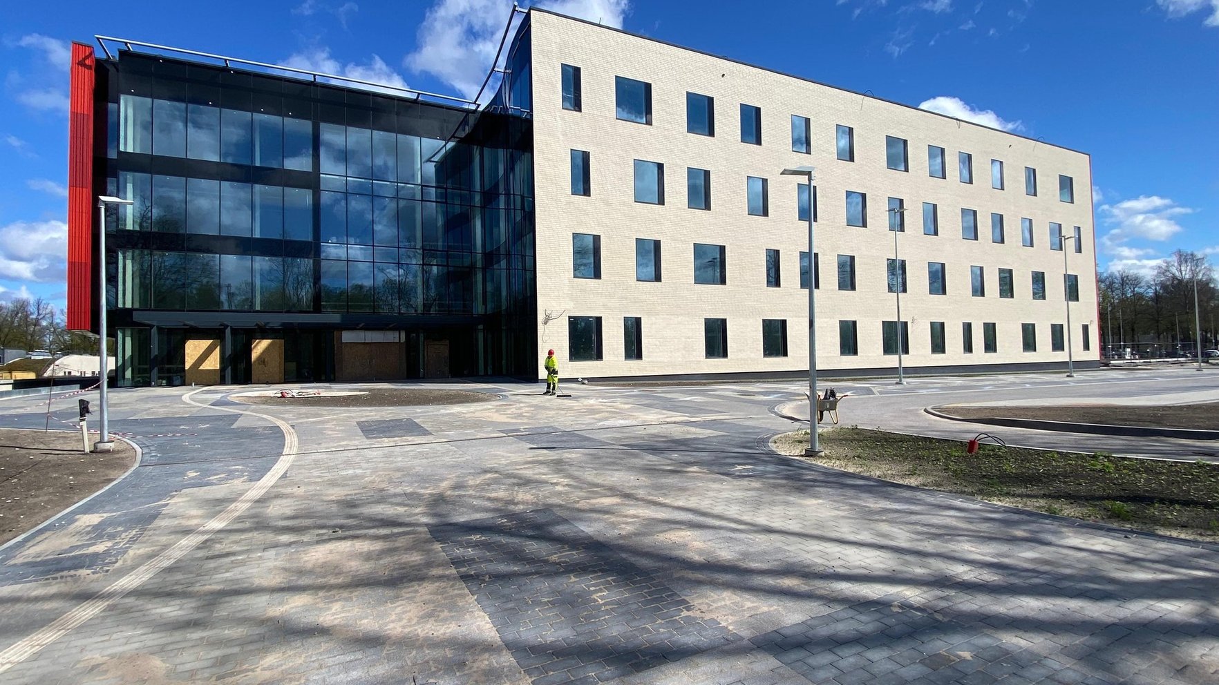 Stradiņa slimnīcai jāizmaksā teju 39 tūkstoši eiro bijušajiem valdes locekļiem