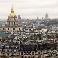 Parīzē pulcēšanās aizliegums pagarināts līdz mēneša beigām