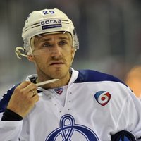 Karsums neglābj Maskavas 'Dinamo' komandu no zaudējuma KHL spēlē