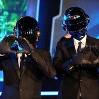 Izjucis leģendārais elektroniskās mūzikas duets 'Daft Punk'