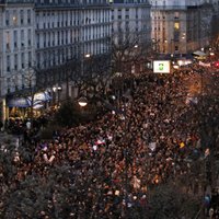 Parīzes gājienā pret terorismu piedalās vairāk nekā miljons cilvēku