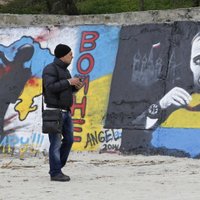 Kaujinieki no Ukrainas mēģina bēgt uz Krimu, ziņo UDD