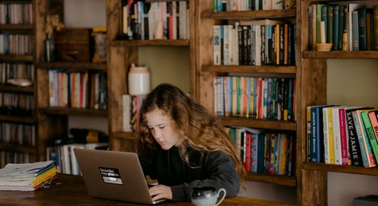 Svarīgi ikvienam skolēnam un pedagogam! Īsā rokasgrāmata attālinātu mācību īstenošanai