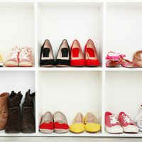 Как растянуть обувь в домашних условиях
