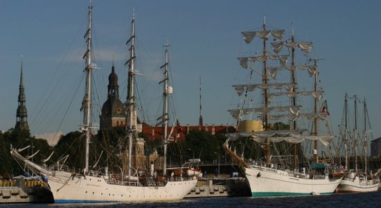 'The Tall Ships Races' laikā varēs apskatīt Rīgas ostu