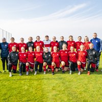 Latvijas U-19 futbolistes gūst 13 vārtus un Eiropas čempionāta atlasē sagrauj Armēniju